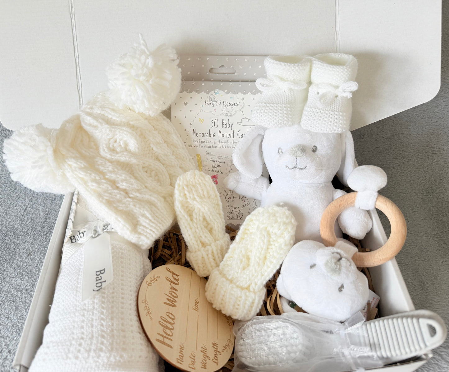 Luxurious Neutral Baby Gift